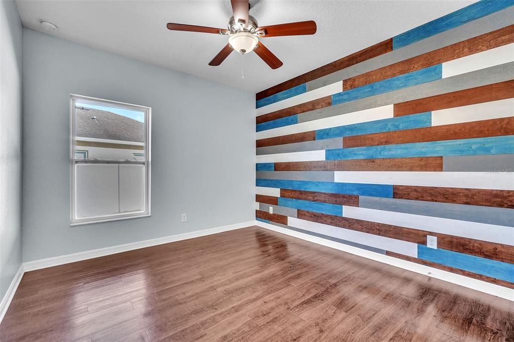 Под контрактом: $380,000 (4 спален, 2 ванн, 1820 Квадратных фут)