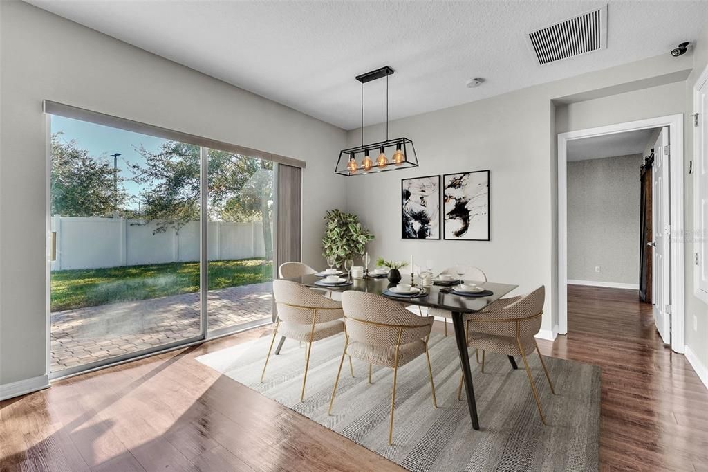 Под контрактом: $380,000 (4 спален, 2 ванн, 1820 Квадратных фут)