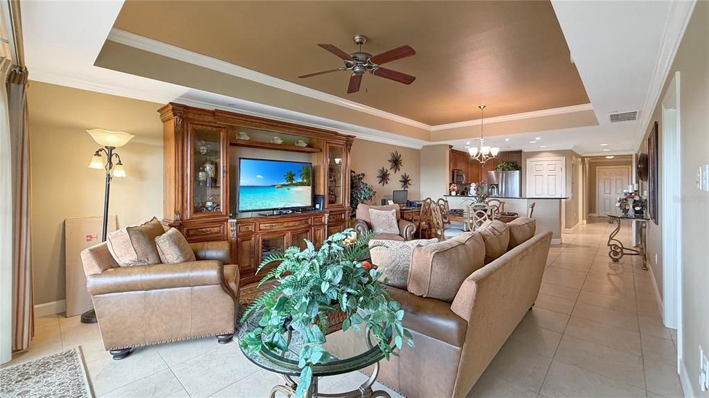 На продажу: $399,900 (3 спален, 3 ванн, 1590 Квадратных фут)