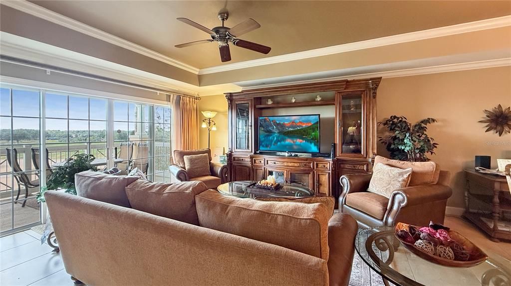 На продажу: $399,900 (3 спален, 3 ванн, 1590 Квадратных фут)