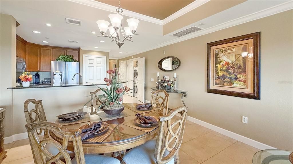 На продажу: $399,900 (3 спален, 3 ванн, 1590 Квадратных фут)