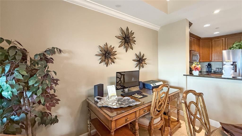 На продажу: $399,900 (3 спален, 3 ванн, 1590 Квадратных фут)