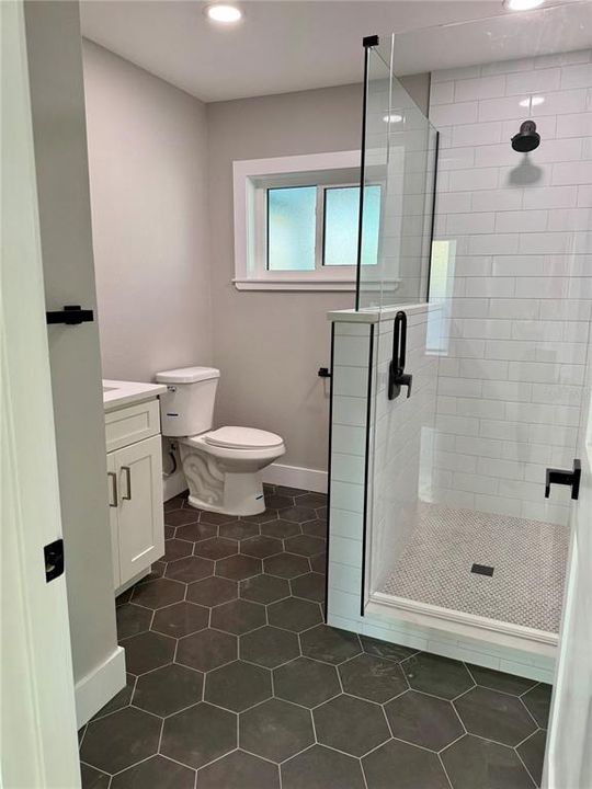 出租: $3,700 (3 贝兹, 2 浴室, 1107 平方英尺)