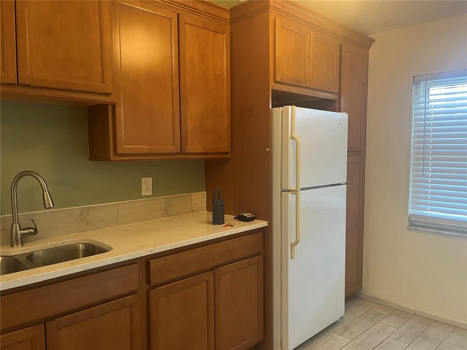 For Rent: $1,850 (2 beds, 2 baths, 935 Square Feet)