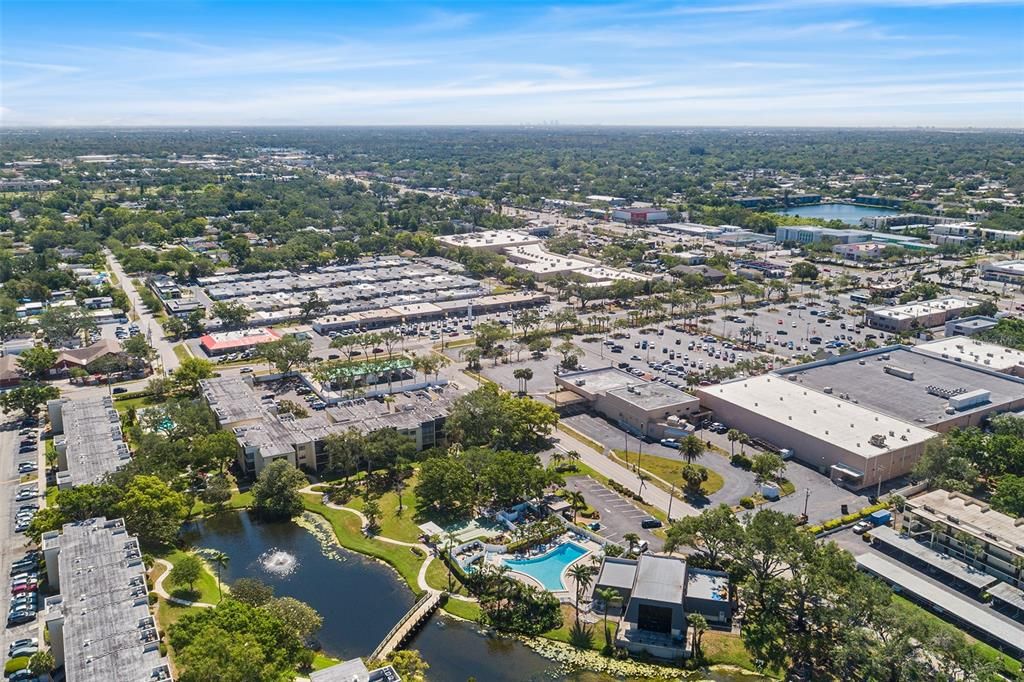 For Sale: $144,500 (1 beds, 1 baths, 725 Square Feet)