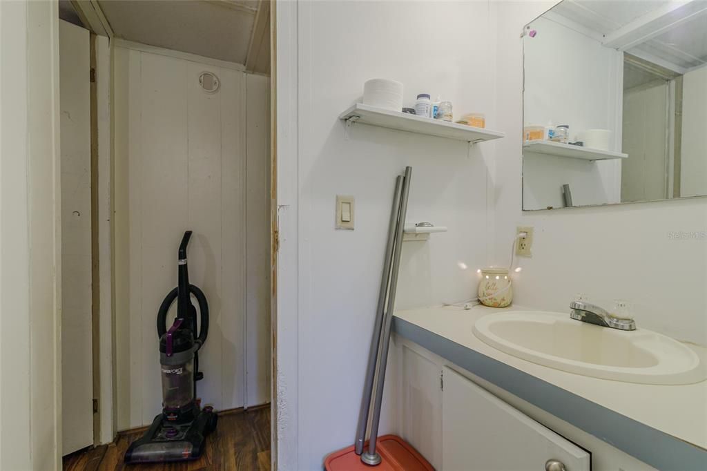 待售: $119,000 (3 贝兹, 2 浴室, 960 平方英尺)