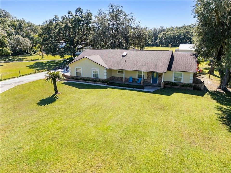 Active With Contract: $678,900 (3 beds, 2 baths, 2194 Square Feet)