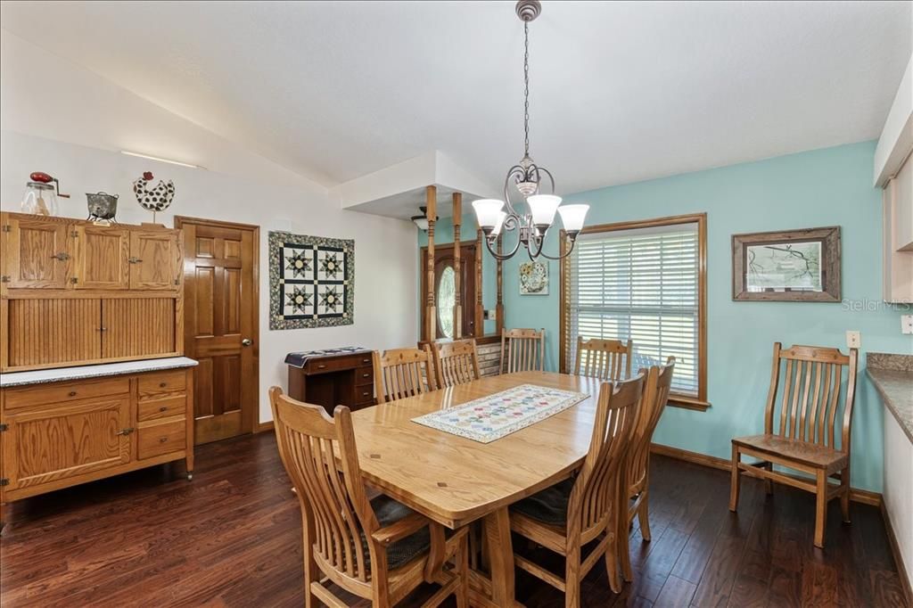 Active With Contract: $678,900 (3 beds, 2 baths, 2194 Square Feet)