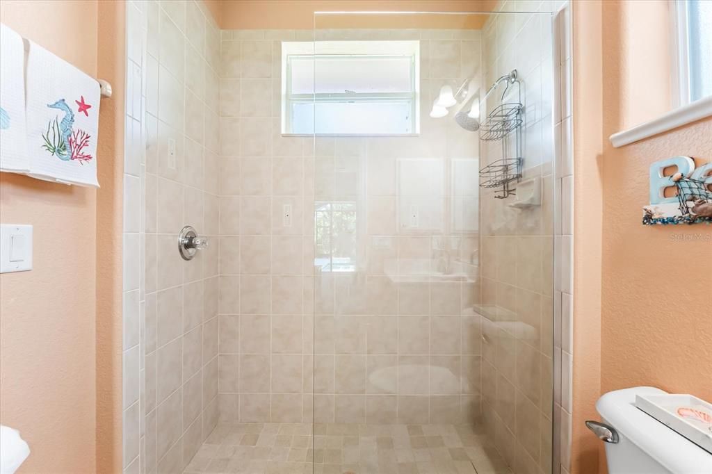 На продажу: $799,000 (3 спален, 3 ванн, 2225 Квадратных фут)