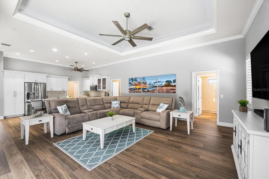 На продажу: $799,000 (3 спален, 3 ванн, 2225 Квадратных фут)