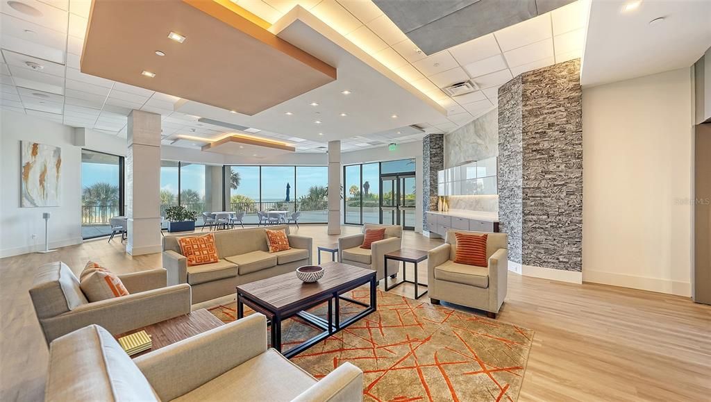 For Sale: $1,890,000 (3 beds, 3 baths, 2100 Square Feet)