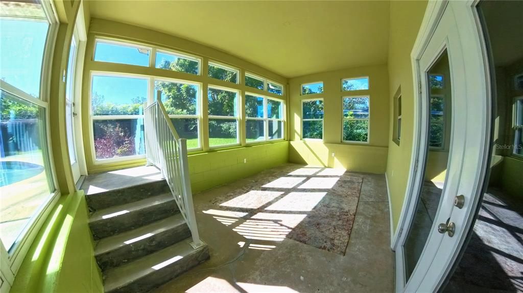 Active With Contract: $330,000 (4 beds, 3 baths, 2261 Square Feet)