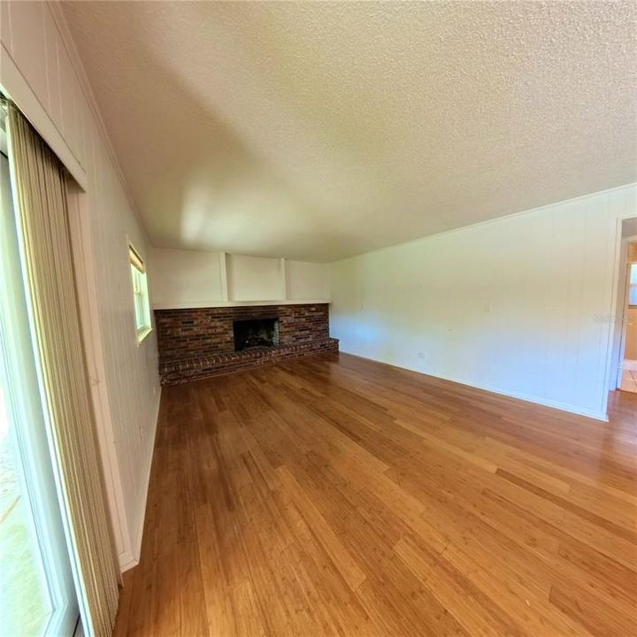 Active With Contract: $330,000 (4 beds, 3 baths, 2261 Square Feet)