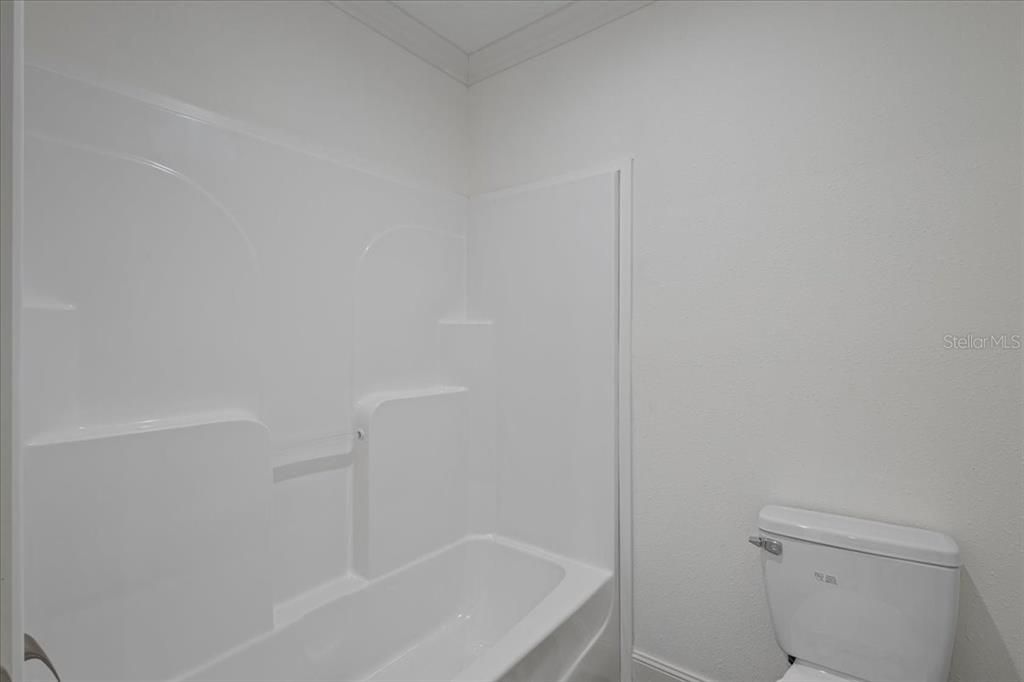 En Venta: $399,000 (5 camas, 3 baños, 2128 Pies cuadrados)