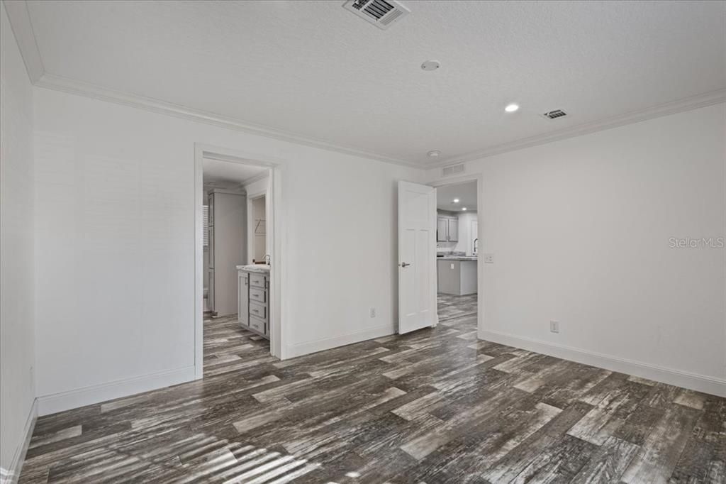 En Venta: $399,000 (5 camas, 3 baños, 2128 Pies cuadrados)