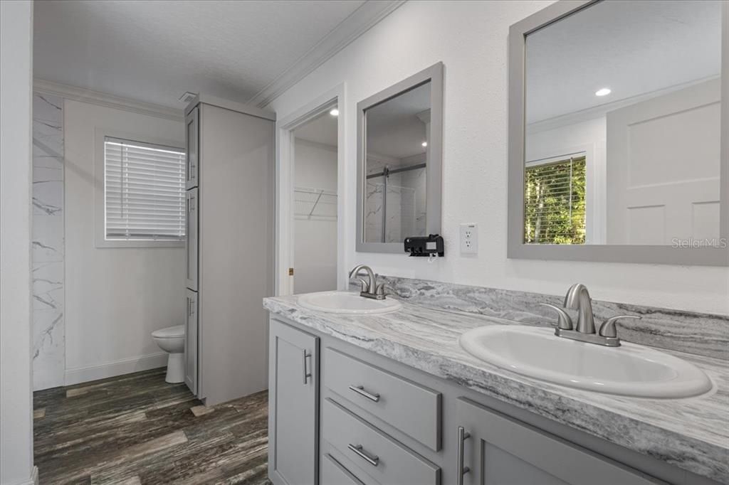 En Venta: $399,000 (5 camas, 3 baños, 2128 Pies cuadrados)