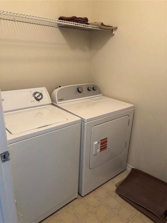 出租: $2,100 (2 贝兹, 2 浴室, 1298 平方英尺)