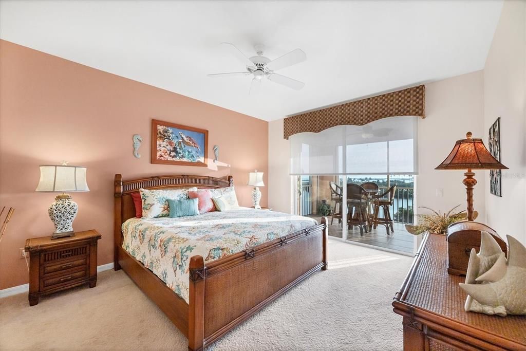 待售: $510,000 (2 贝兹, 2 浴室, 1316 平方英尺)