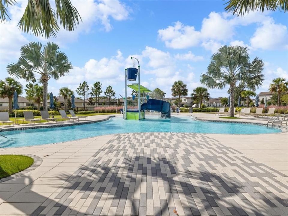 Под контрактом: $450,000 (4 спален, 3 ванн, 2208 Квадратных фут)