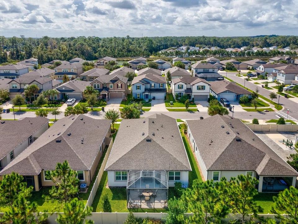 Под контрактом: $450,000 (4 спален, 3 ванн, 2208 Квадратных фут)