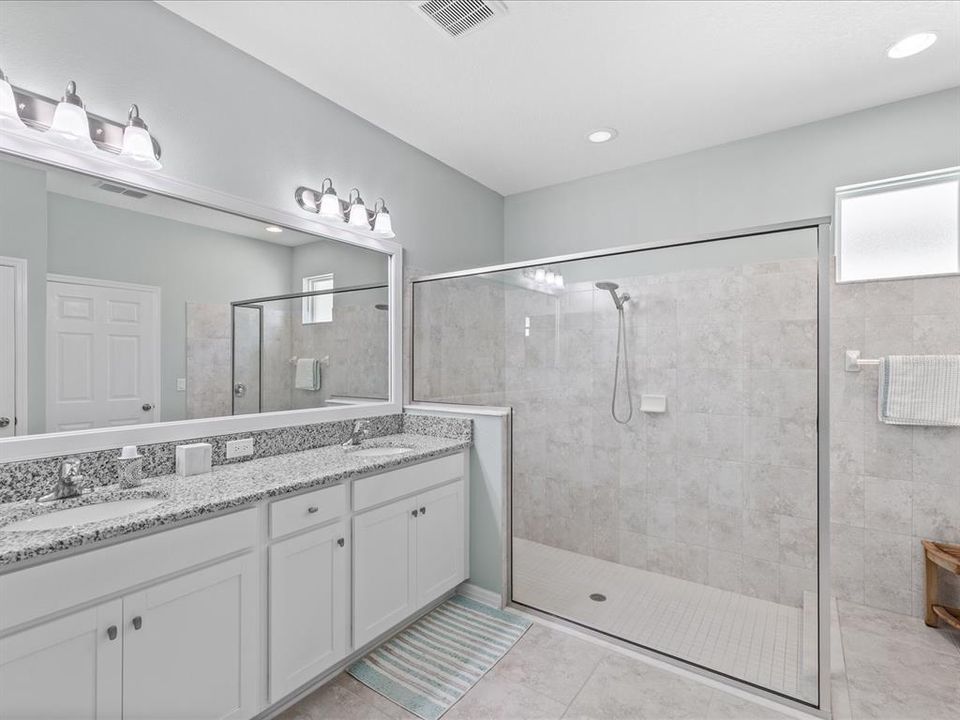 Под контрактом: $450,000 (4 спален, 3 ванн, 2208 Квадратных фут)