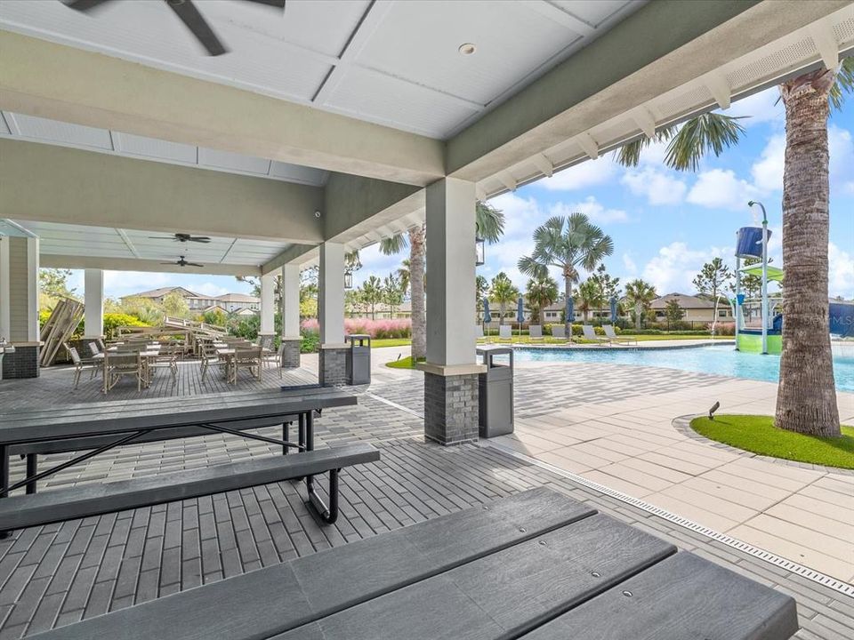 Под контрактом: $450,000 (4 спален, 3 ванн, 2208 Квадратных фут)