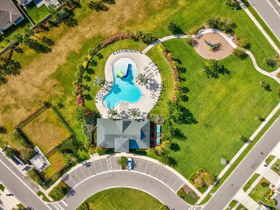 Под контрактом: $450,000 (4 спален, 3 ванн, 2208 Квадратных фут)