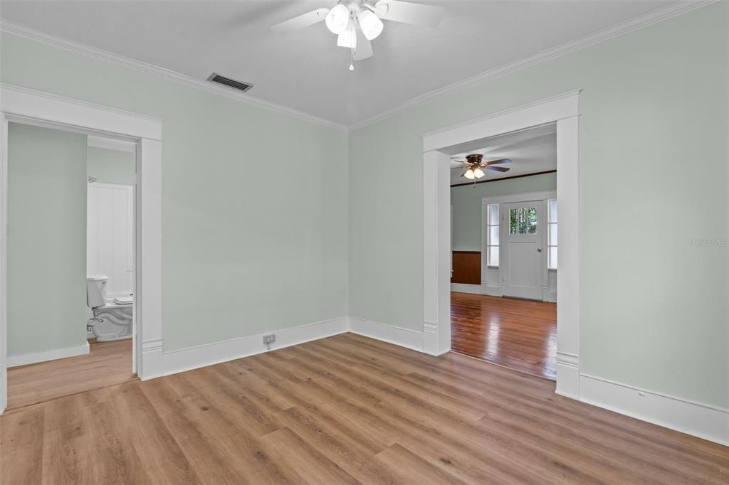 На продажу: $425,000 (3 спален, 2 ванн, 1677 Квадратных фут)