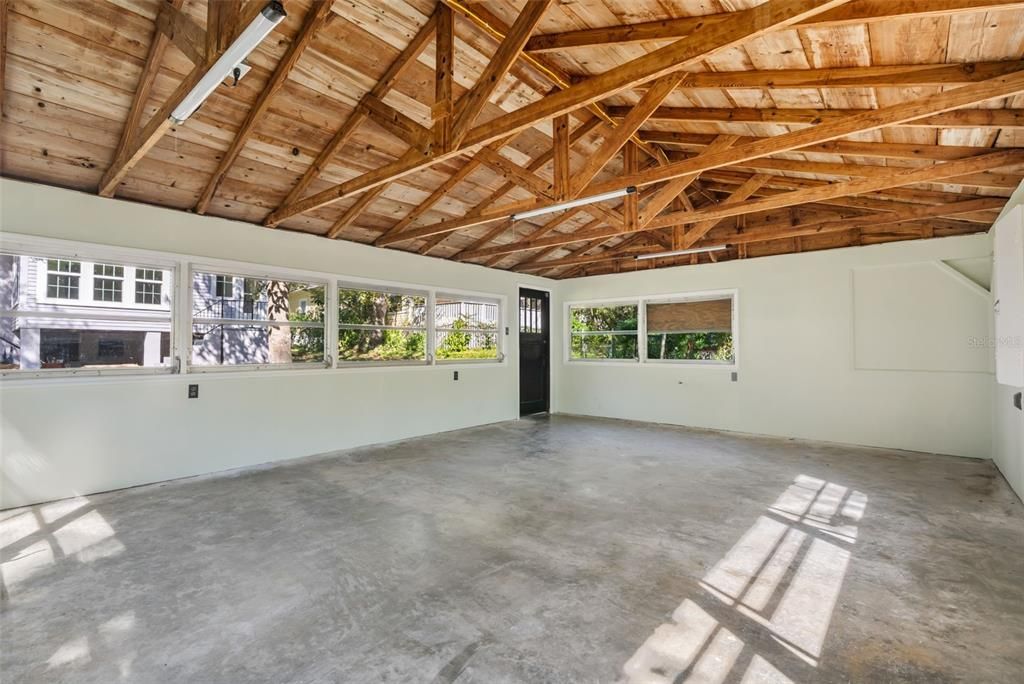 На продажу: $425,000 (3 спален, 2 ванн, 1677 Квадратных фут)