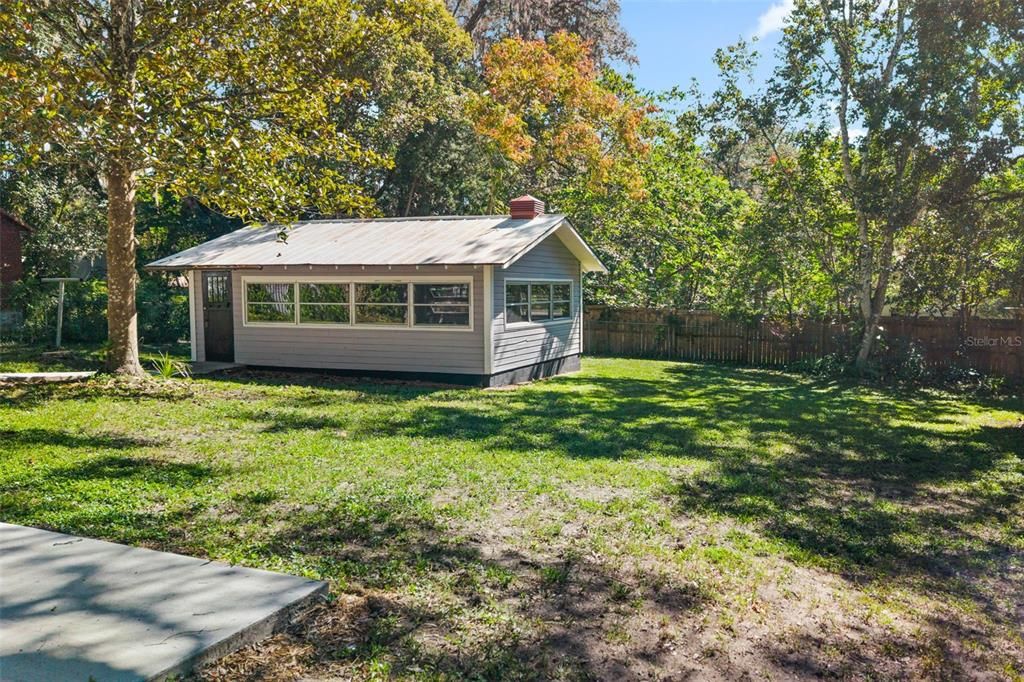 На продажу: $425,000 (3 спален, 2 ванн, 1677 Квадратных фут)