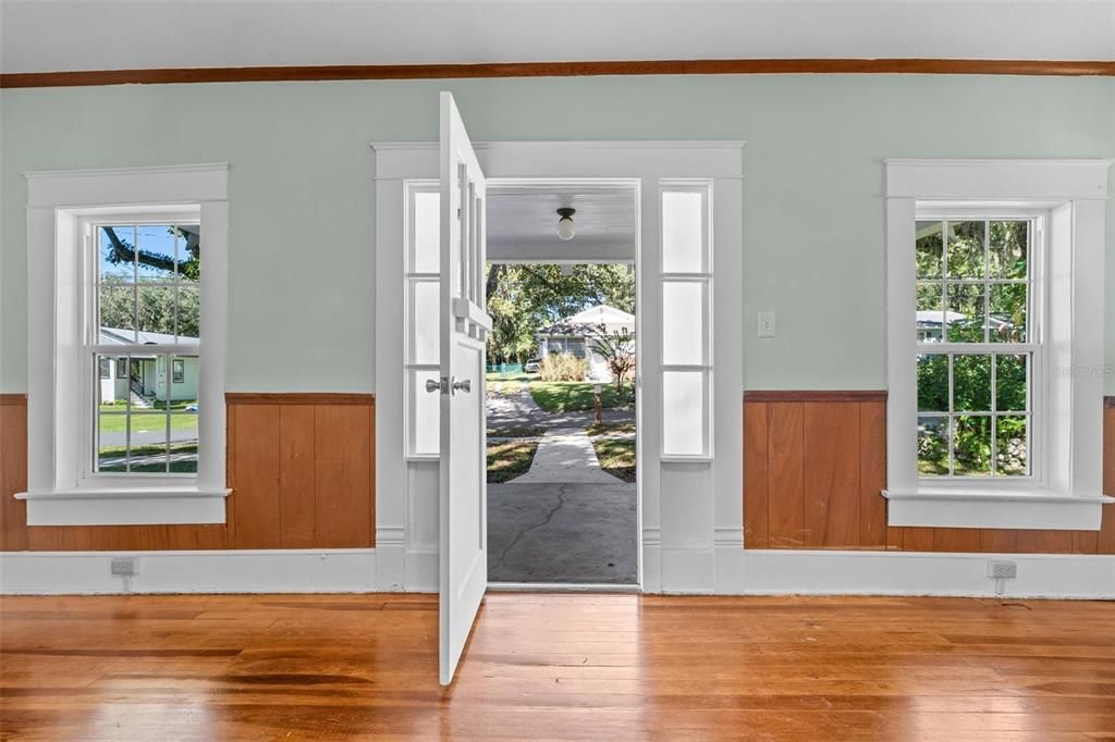 На продажу: $425,000 (3 спален, 2 ванн, 1677 Квадратных фут)