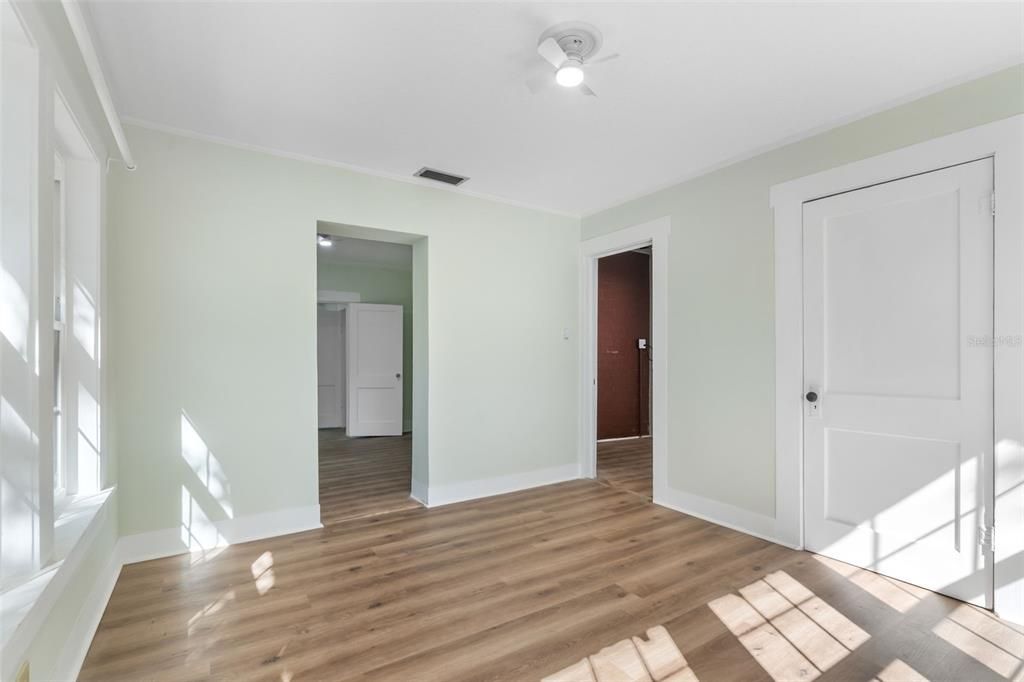 На продажу: $425,000 (3 спален, 2 ванн, 1677 Квадратных фут)