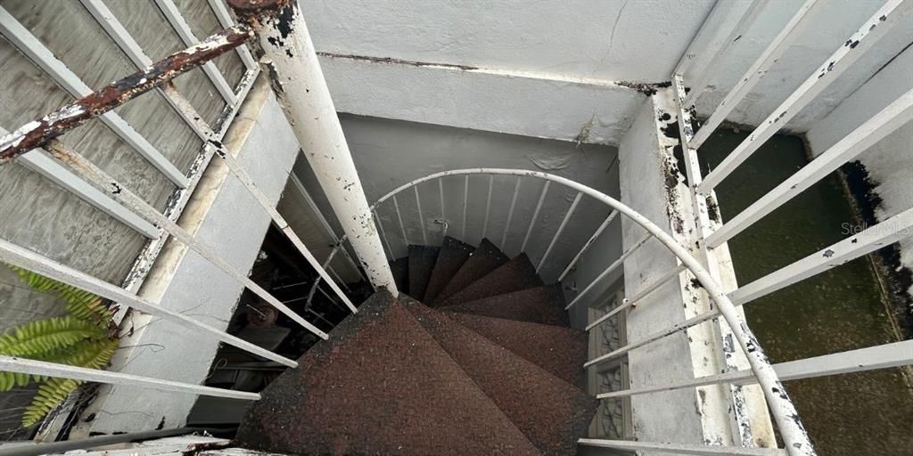 Activo con contrato: $159,900 (5 camas, 4 baños, 2200 Pies cuadrados)