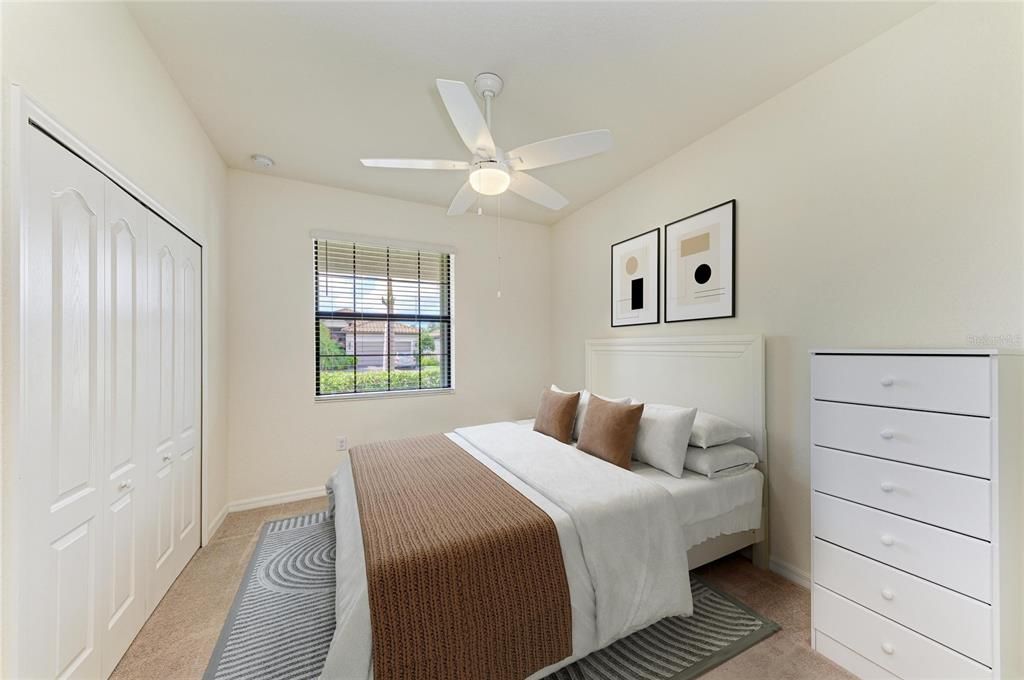 For Sale: $400,000 (3 beds, 3 baths, 1855 Square Feet)