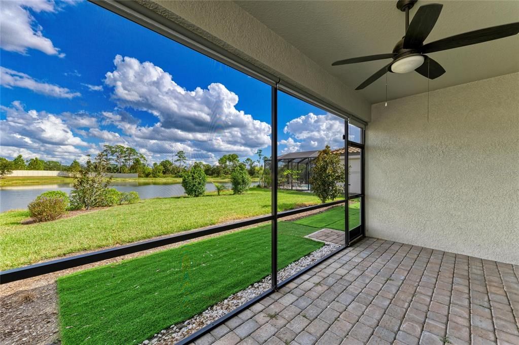 For Sale: $400,000 (3 beds, 3 baths, 1855 Square Feet)