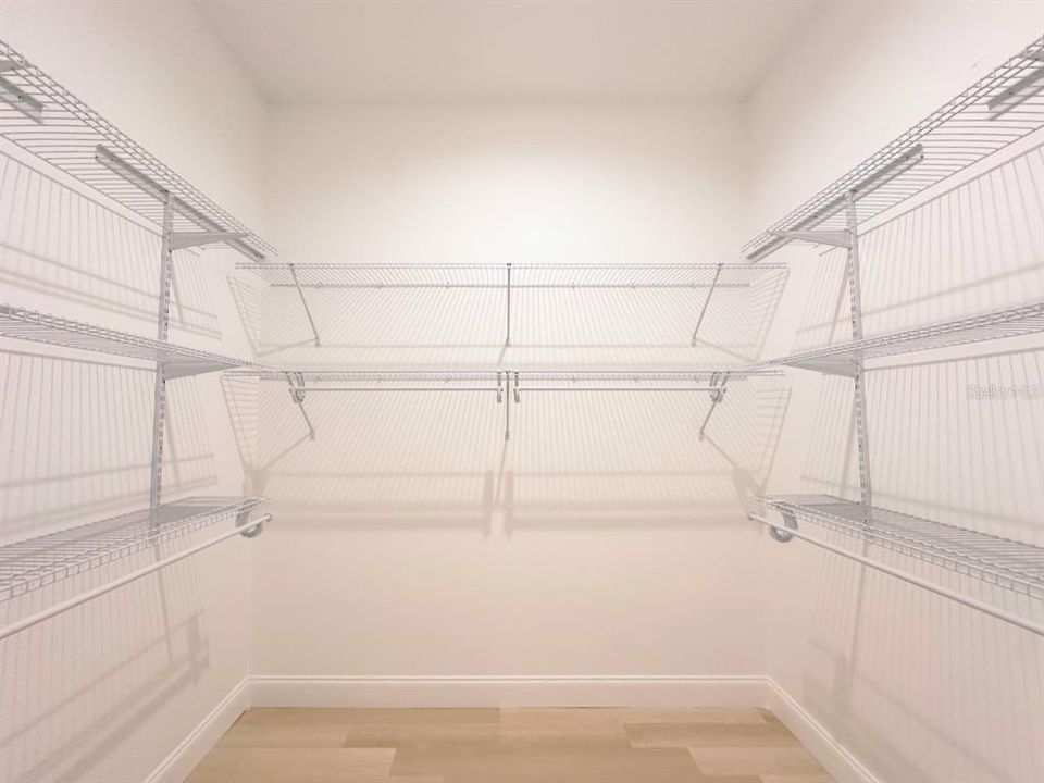 Active With Contract: $539,900 (3 beds, 2 baths, 2053 Square Feet)