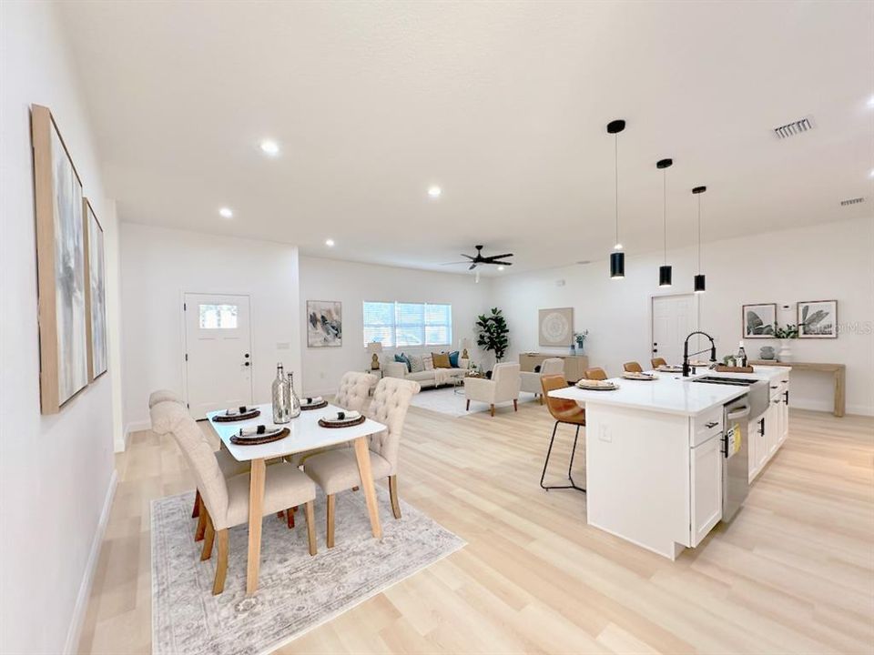 Active With Contract: $539,900 (3 beds, 2 baths, 2053 Square Feet)