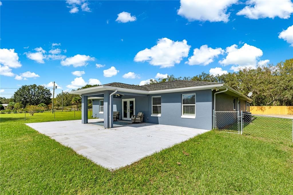 For Rent: $2,200 (3 beds, 2 baths, 1268 Square Feet)