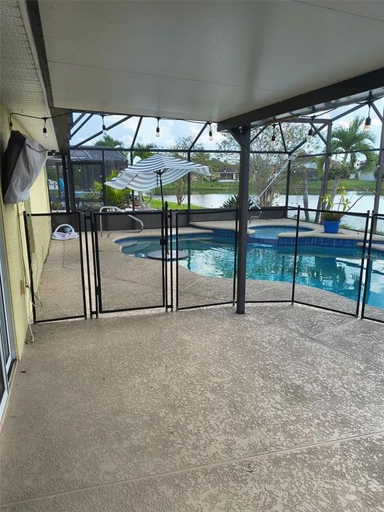 出租: $2,500 (4 贝兹, 2 浴室, 1950 平方英尺)