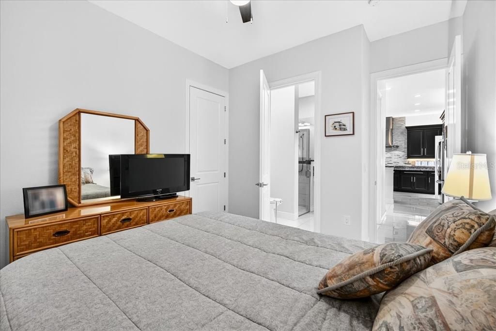 For Sale: $859,900 (3 beds, 2 baths, 2777 Square Feet)