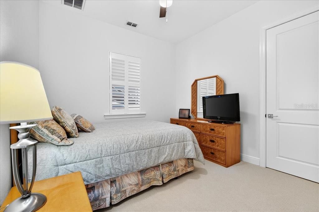 For Sale: $859,900 (3 beds, 2 baths, 2777 Square Feet)