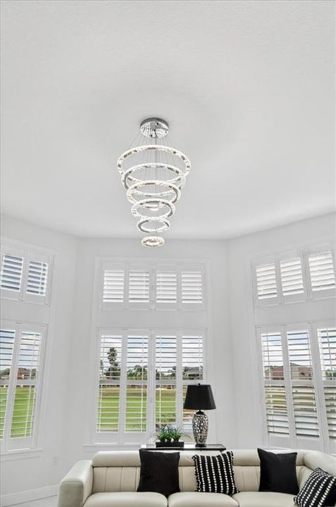 For Sale: $859,900 (3 beds, 2 baths, 2777 Square Feet)