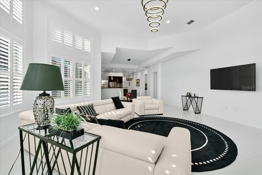 For Sale: $859,900 (3 beds, 2 baths, 2777 Square Feet)