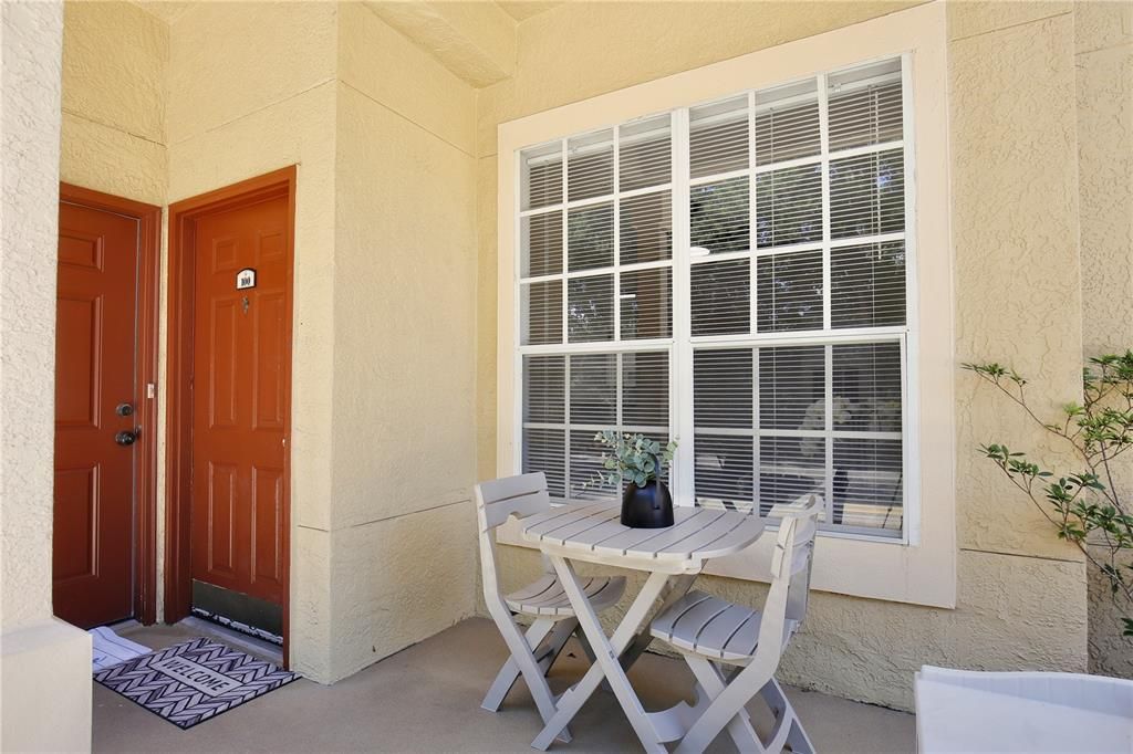 Activo con contrato: $208,000 (3 camas, 2 baños, 1194 Pies cuadrados)