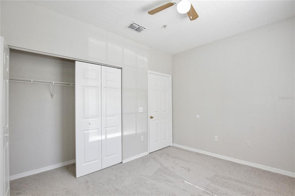 Activo con contrato: $208,000 (3 camas, 2 baños, 1194 Pies cuadrados)