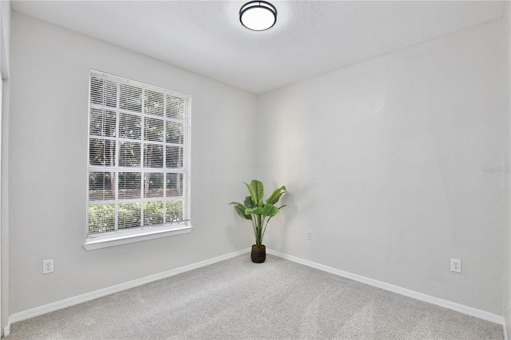 Activo con contrato: $208,000 (3 camas, 2 baños, 1194 Pies cuadrados)