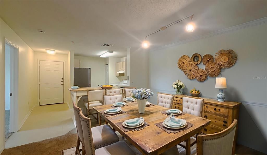 For Sale: $234,990 (2 beds, 2 baths, 975 Square Feet)