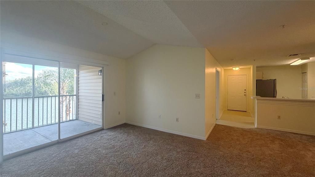 For Sale: $234,990 (2 beds, 2 baths, 975 Square Feet)