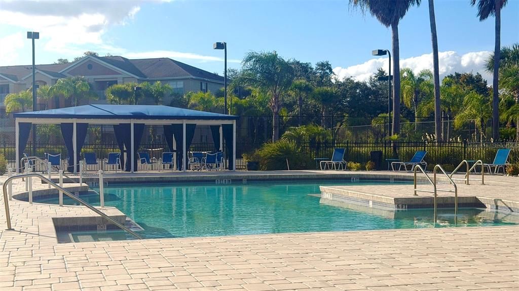 For Sale: $234,990 (2 beds, 2 baths, 975 Square Feet)