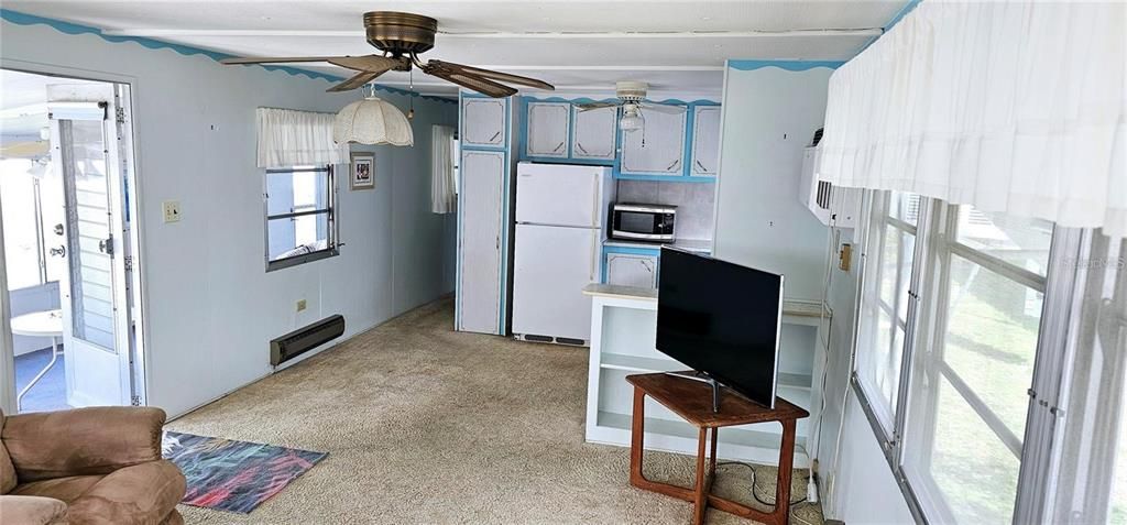 待售: $69,900 (2 贝兹, 1 浴室, 624 平方英尺)